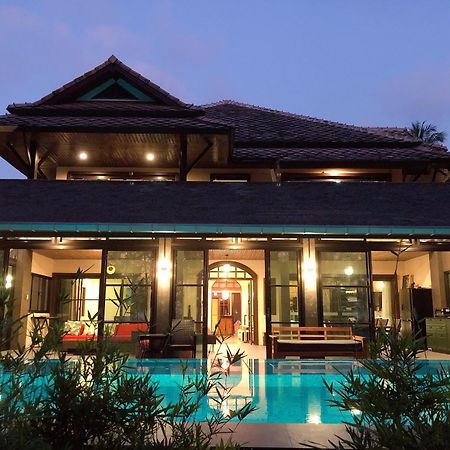 Coral Beach Pool Villa 蔻立 外观 照片